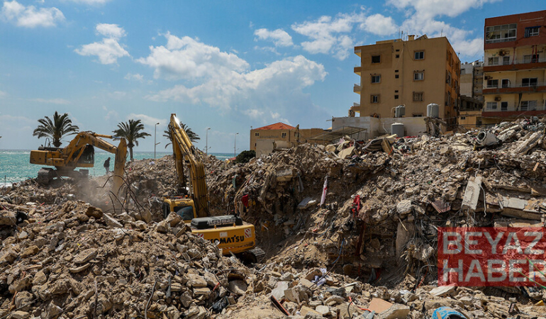 İsrail ordusu Lübnan'ın güneyinde çok sayıda eve saldırı düzenledi
