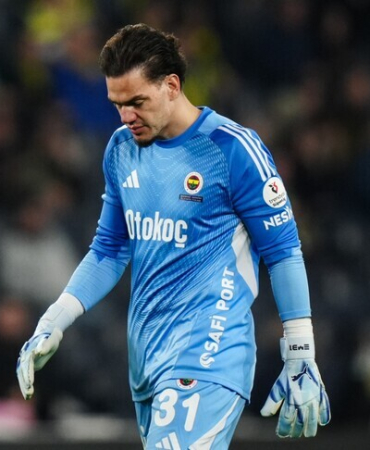 PFDK'den Fenerbahçeli kaleci Ederson'a 3 maç ceza