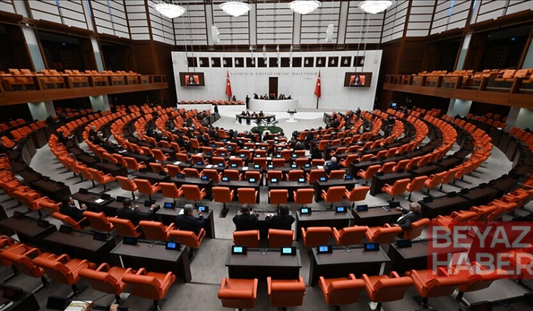 Sosyal medyaya ve doğum iznine yönelik düzenlemeleri de içeren kanun teklifi TBMM Genel Kurulunda