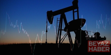 Petrol fiyatları, İran'a yönelik uzun süreli abluka endişeleriyle yüzde 5'ten fazla arttı