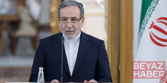 İran basını: Erakçi’nin Pakistan’a dönüşünün nükleer müzakerelerle ilgisi bulunmuyor