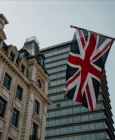 İngiltere, Kur’an-ı Kerim’e yönelik provokatif eylem yapan ABD'li Gomez'in ülkeye girişini iptal etti