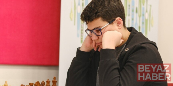 Satranç oyuncusu Yağız Kaan Erdoğmuş, dünya sıralamasında 32'nciliğe yükseldi