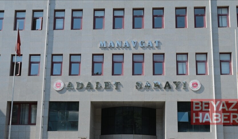 Manavgat Belediyesine yönelik "rüşvet" davası sanıklarının yargılanması sürüyor