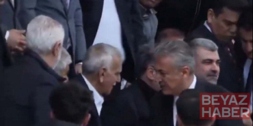 Ahmet Türk, yerine atanan kayyumla yan yana maç izledi
