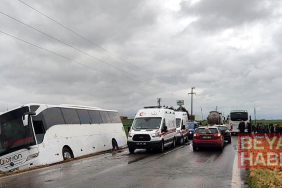 1 Mayıs kutlamalarına giden işçileri taşıyan otobüs yoldan çıktı; 1 yaralı