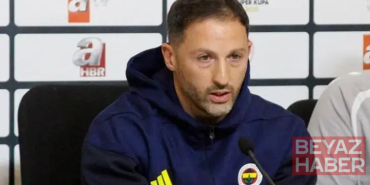 Domenico Tedesco, çiçek ve tezahüratlarla uğurlandı