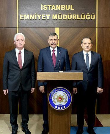 Bakan Çiftçi, İstanbul Emniyet Müdürlüğünü ziyaret etti