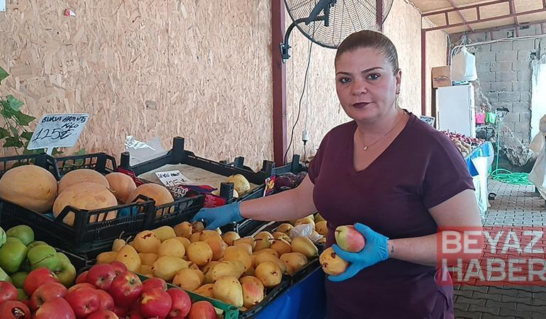 Depremzede kadınlar, 1 Mayıs’ta da mesaiye devam etti