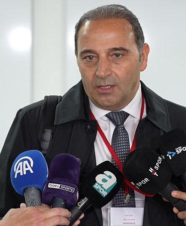 Samsunspor Futbol Direktörü Çapa: Galatasaray’ın şampiyon olarak gideceğini söylemişlerdi