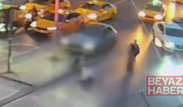 Şişli’de kazada üzerine trafik ışığı devrilen Mısırlı turist hayatını kaybetti