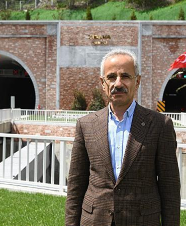 Bakan Uraloğlu: Zigana Tüneli