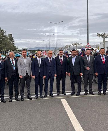 61’inci Cumhurbaşkanlığı Türkiye Bisiklet Turu’nun Ankara etabında start verildi