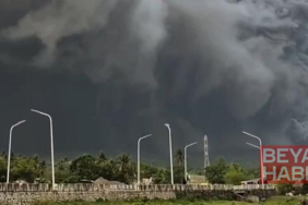 Mayon Yanardağı’nda patlama