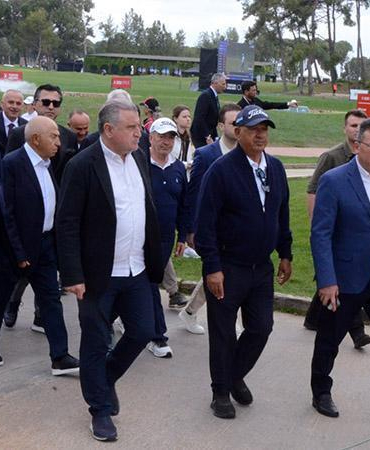 Bakan Bak, Turkish Airlines Open 2026 Golf Turnuvası ödül töreni için Antalya
