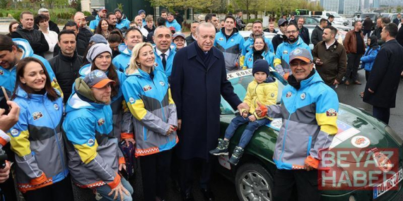 Cumhurbaşkanı Erdoğan, İpek Yolu Rallisi katılımcıları ile buluştu