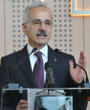 Bakan Uraloğlu: Terminal, İstanbul Havalimanımızı küresel merkeze dönüştürecek stratejik bir yatırımdır