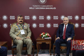 Millî Savunma Bakanı Yaşar Güler, Irak Genelkurmay Başkan Yardımcısı Korgeneral Harbiye ile görüştü