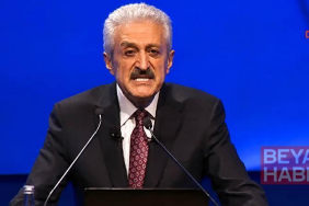 Mehmet Ali Aydınlar, olağanüstü seçimli genel kurulda Fenerbahçe başkanlığına aday olmayacağını açıkladı