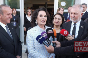 Hülya Koçyiğit KKTC‘de söyleşiye katıldı