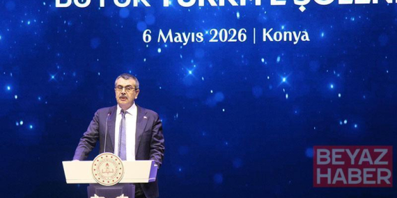 Bakan Tekin: Evlatlarımızı ekranların insafına terk etmemeliyiz