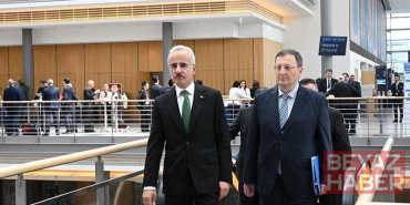 Ulaştırma ve Altyapı Bakanı Uraloğlu, Almanya