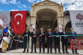 Depremde hasar alan Kahramanmaraş’taki tarihi Ulu Camii, törenle açıldı