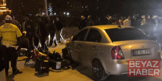 Otomobille motosiklet çarpıştı; 2 yaralı