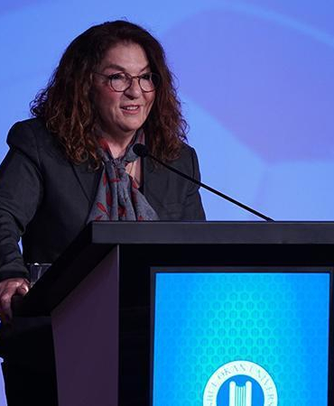 Lale Orta: Önemli maçlarda elit hakeminize görev vermezseniz, FIFA ve UEFA da görev vermez