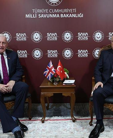 Bakan Güler Birleşik Krallık Lordlar Kamarası Bakanı Coaker ile görüştü