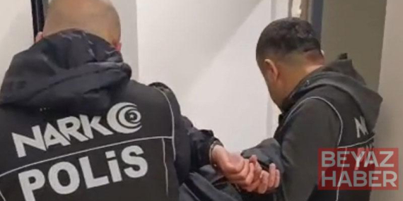 Kırmızı bültenle aranan yabancı uyruklu uyuşturucu şüphelisi Mersin’de yakalandı