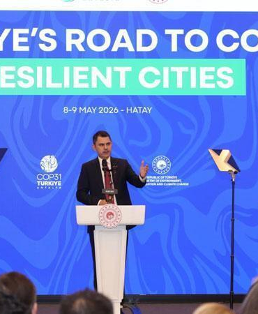 Bakan Kurum: Deprem sonrası yarım milyon konutu sıfır enerjili bina konseptine uygun tasarladık