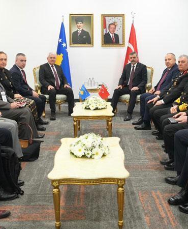 Bakan Çiftçi, Kosova Cumhuriyeti İçişleri Bakanı Sveçla ile görüştü