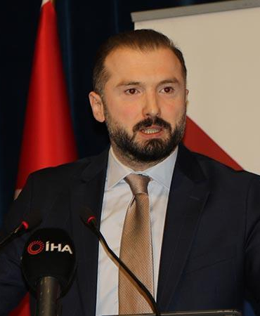 YÖK Genel Sekreteri Aksoy: İdeolojiler gözünüzü kör etmesin