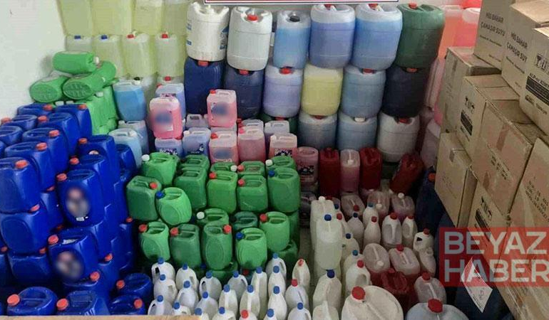 Edirne’de 4 bin 613 litre sahte sıvı deterjan ve ham maddesi ele geçirildi