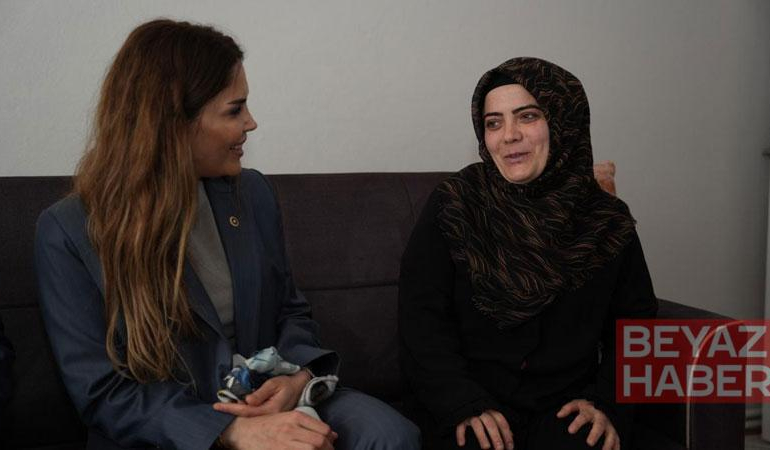 AK Parti İstanbul Milletvekilleri Anneler Günü için sahadaydı