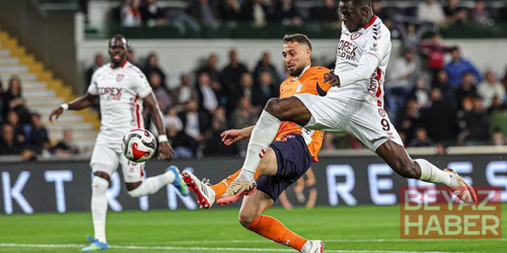 RAMS Başakşehir FK - Samsunspor: 3-0