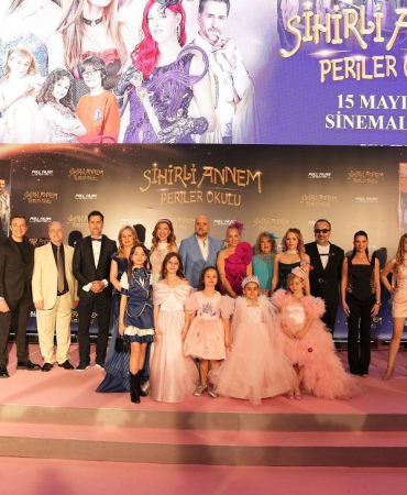 Sihirli Annem’e festival gibi gala