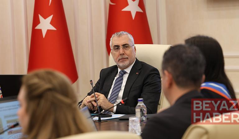 Bakan Işıkhan: Yapay zeka, iş dönüşümünü beraberinde getiriyor