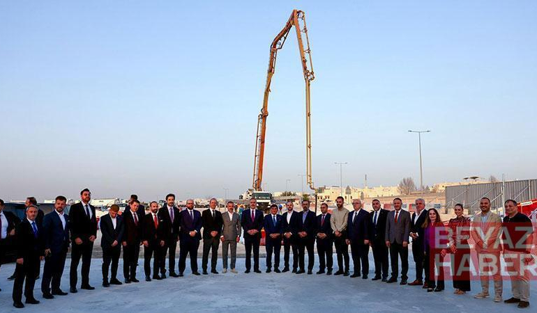 Bakan Fidan, Katar Türk Okulu inşaatında incelemelerde bulundu