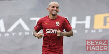 Beyoğlu’nda Galatasaraylı futbolcu Torreira’ya AVM’de yumruklu saldırı