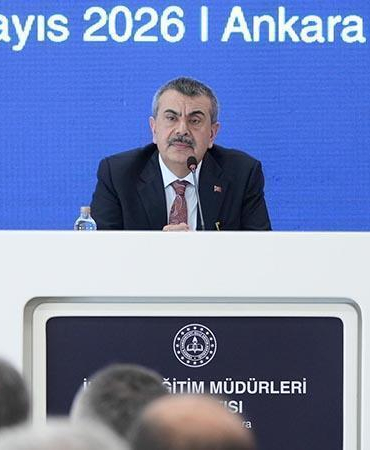 Bakan Tekin, il milli eğitim müdürleriyle bir araya geldi