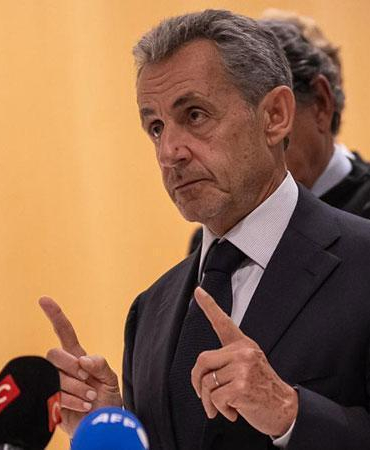 Eski Fransa Cumhurbaşkanı Sarkozy için istenen ceza belli oldu