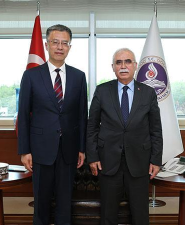 Anayasa Mahkemesi Başkanı Özkaya, Çin Yüksek Halk Mahkemesi Başkan Yardımcısı Liang