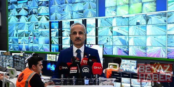 Bakan Uraloğlu: Bayram trafiğini anlık olarak takip edeceğiz