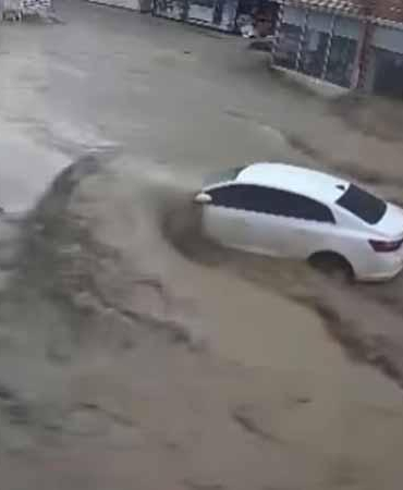 Samsun Havza’daki selin ilk anları kamerada