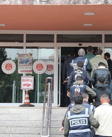 Karabük merkezli 8 ilde siber dolandırıcılık operasyonu: 18 tutuklu