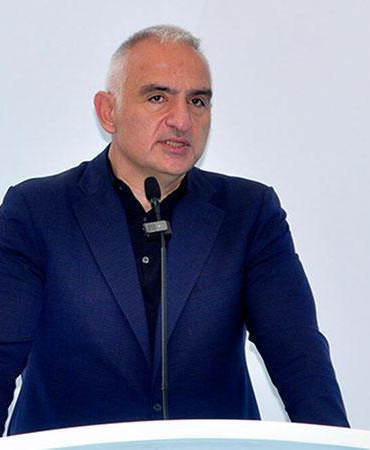 Bakan Ersoy’dan tarihi eser kaçakçılığı operasyonları hakkında açıklama
