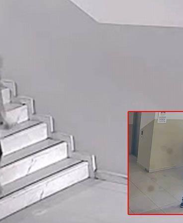 Okulun asansörü arızalandı, müdür yardımcısı bedensel engelli öğrencisini sırtında taşıdı; o anlar kamerada