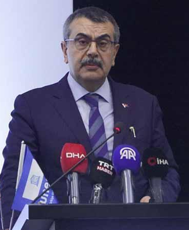 Bakan Tekin: Eğitim sisteminde kültüre daha fazla yer açmak için çalışıyoruz
